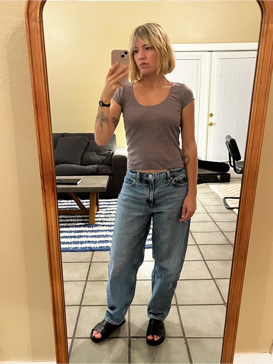 j.galt Tops - Grey scoop neck